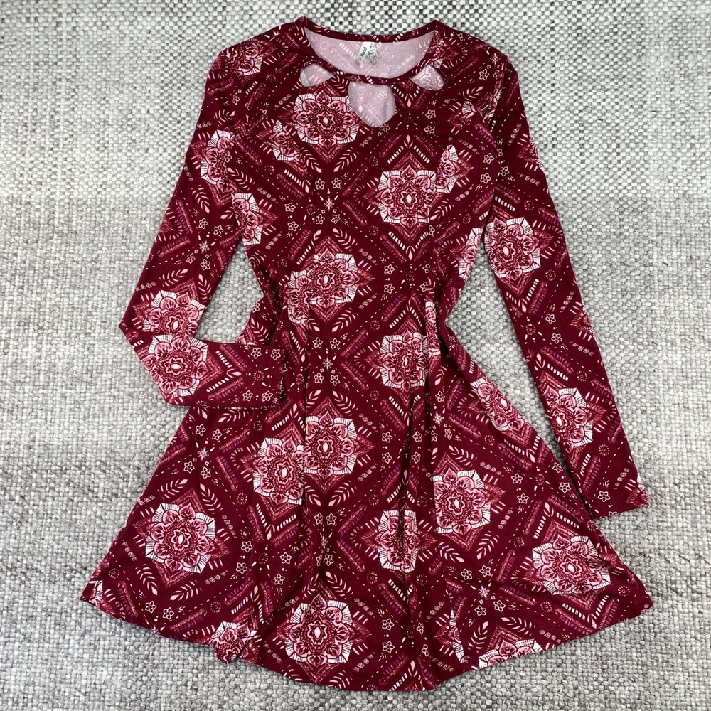 Mudd Fit and Flare Dress Women XS Burgundy Medallion Keyhole Long Sleeve Knit
